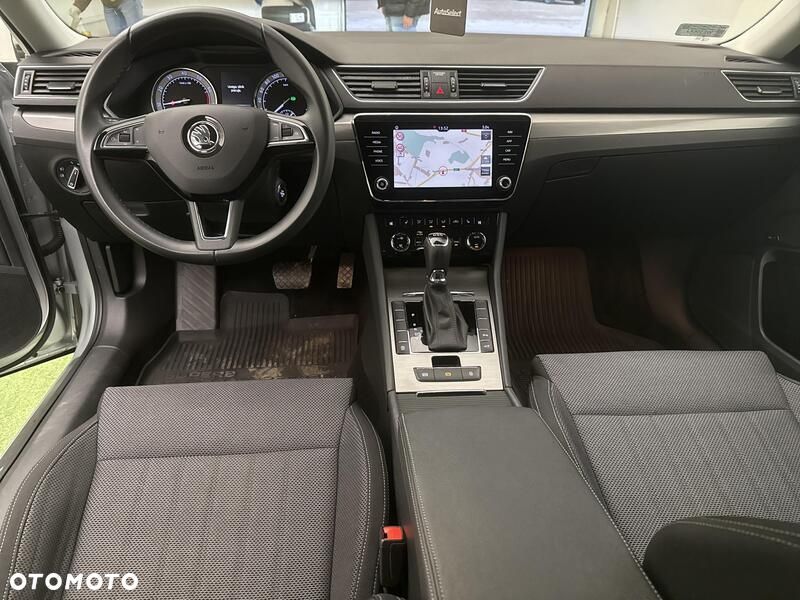 Skoda Superb 1.5 TSI Style DSG - 23