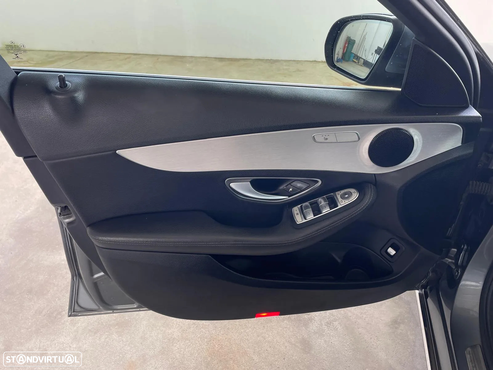 Mercedes-Benz C 220 (BlueTEC) d 7G-TRONIC Avantgarde - 30
