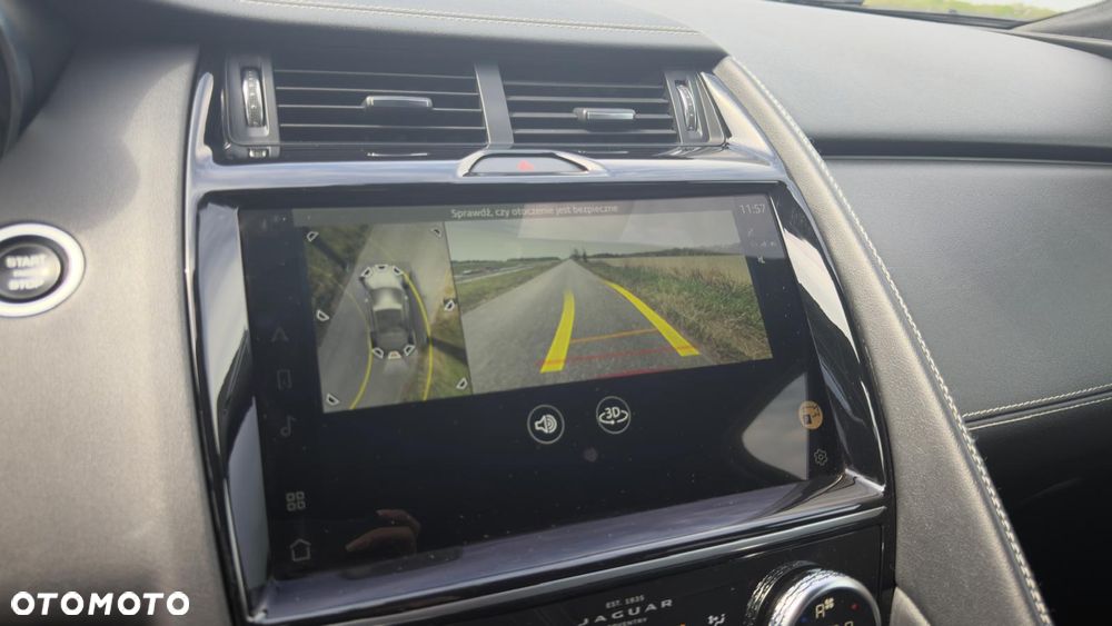 Jaguar E-Pace 2.0 D200 mHEV AWD R-Dynamic SE - 16