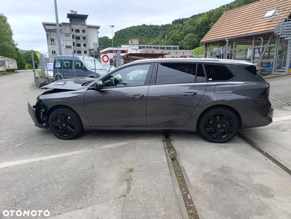 Opel Astra GS - 6