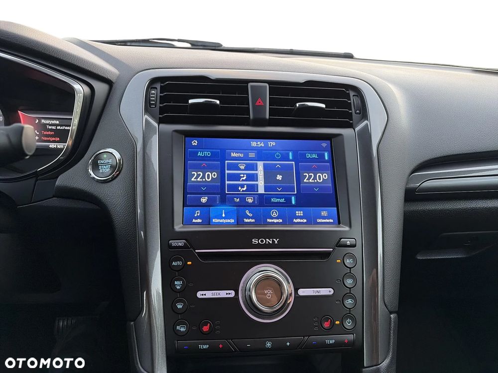 Ford Mondeo 2.0 Hybrid Titanium - 36