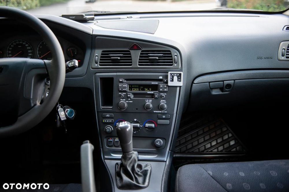Volvo V70 2.4 Optima - 28