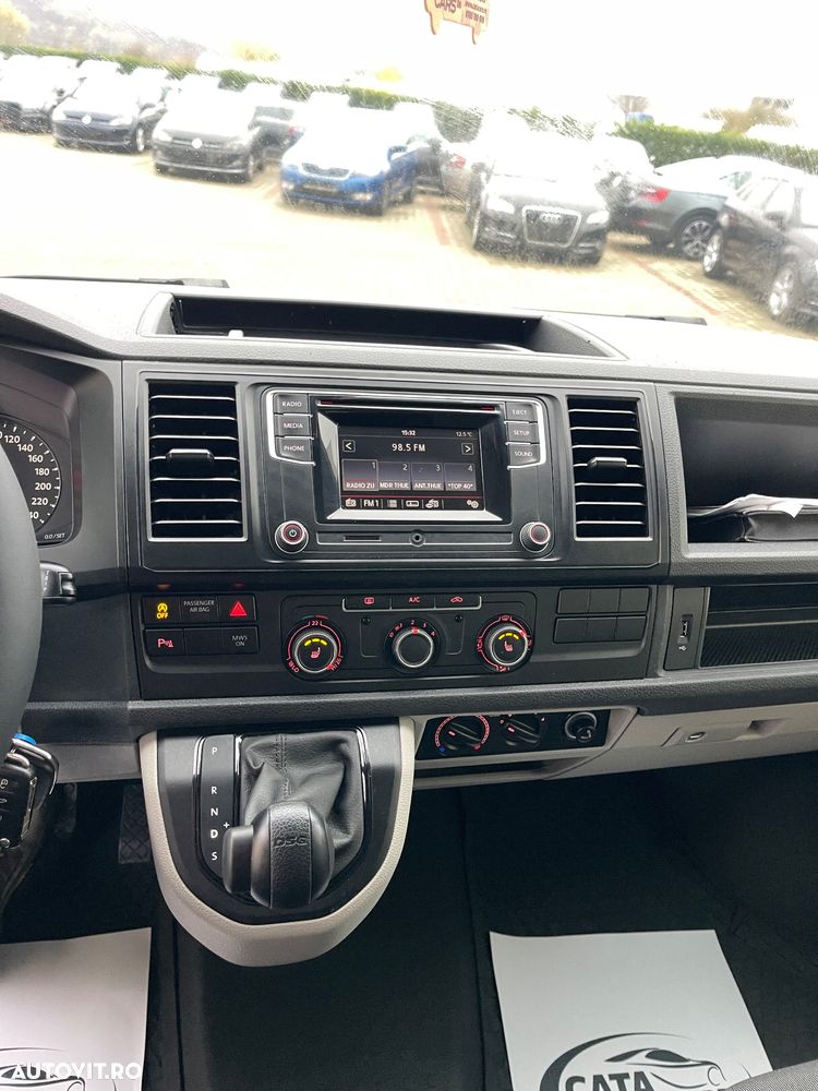 Volkswagen Transporter - 32