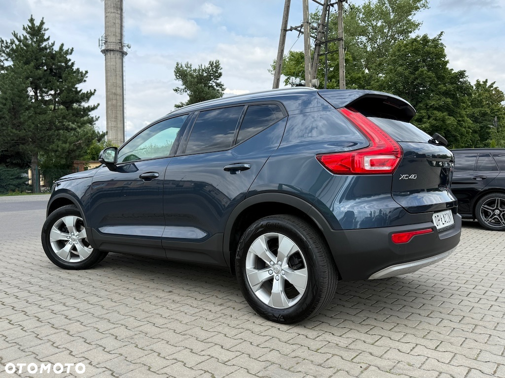 Volvo XC 40 T3 Momentum Pro - 6