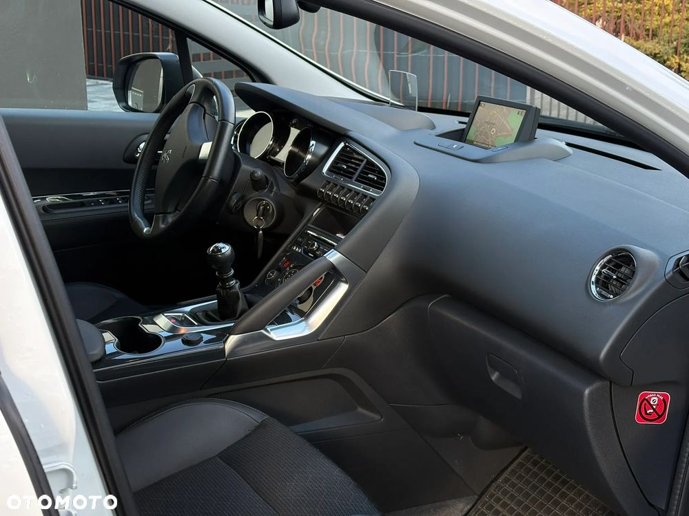 Peugeot 3008 HDi FAP 150 Platinum - 5