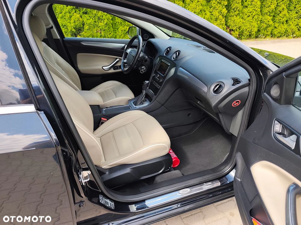 Ford Mondeo 2.0 TDCi Titanium - 14