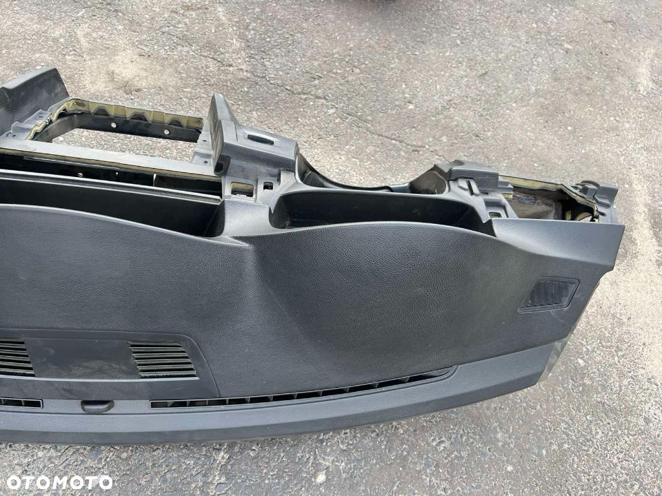 Deska Bmw e90 e91 e92 Europa czarna pod Navi ładna - 3
