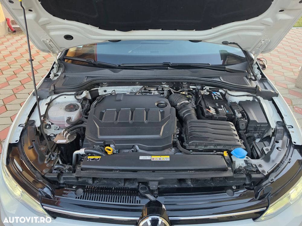 Volkswagen Golf 2.0 TDI SCR DSG Active - 19