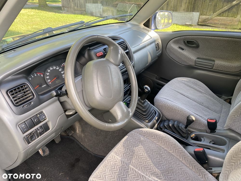 Suzuki Grand Vitara - 5