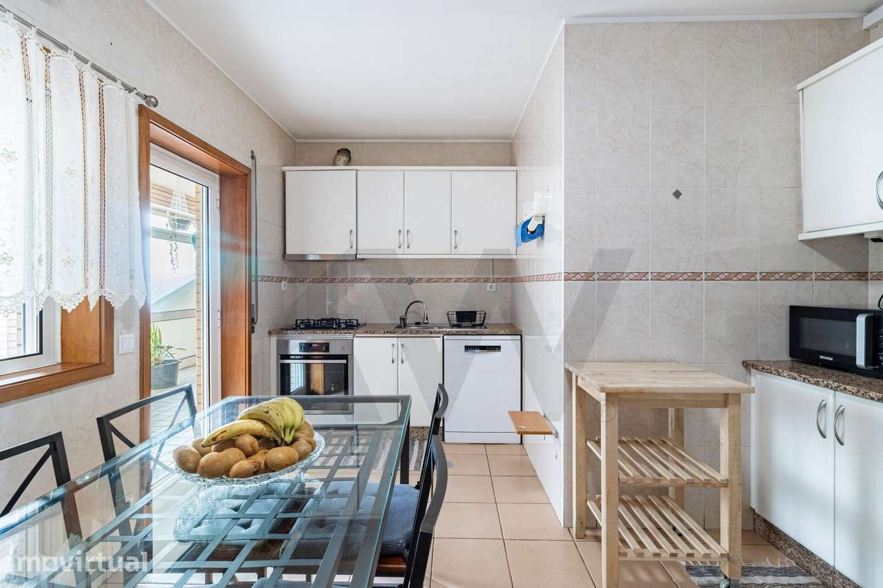 Apartamento T2 | TERRAÇO | GARAGEM |– São João da Madeira! - Grande imagem: 3/27
