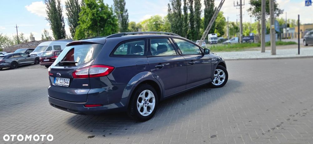 Ford Mondeo 2.0 TDCi Ghia - 14