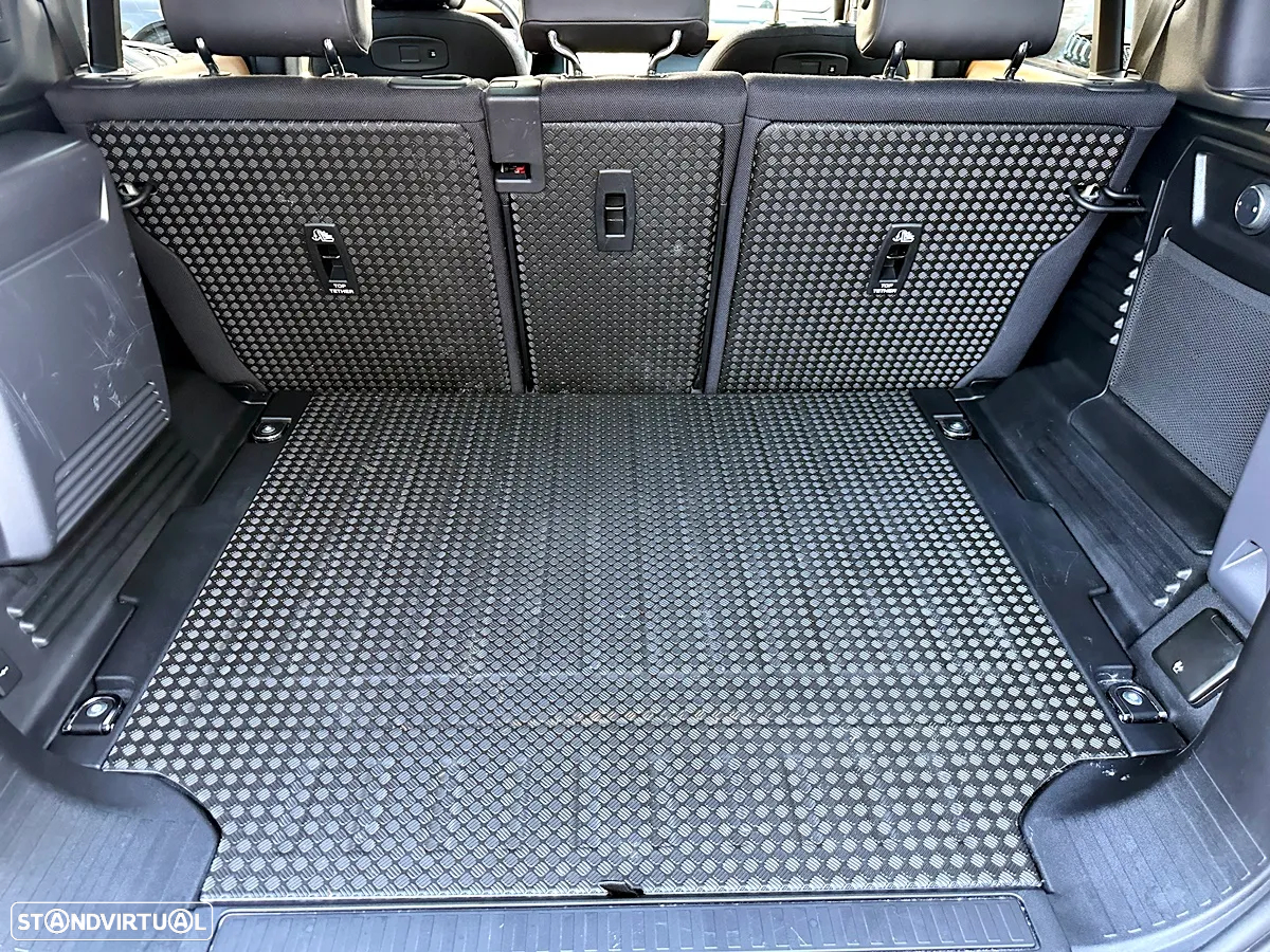 Land Rover Defender 110 P400 X - 33