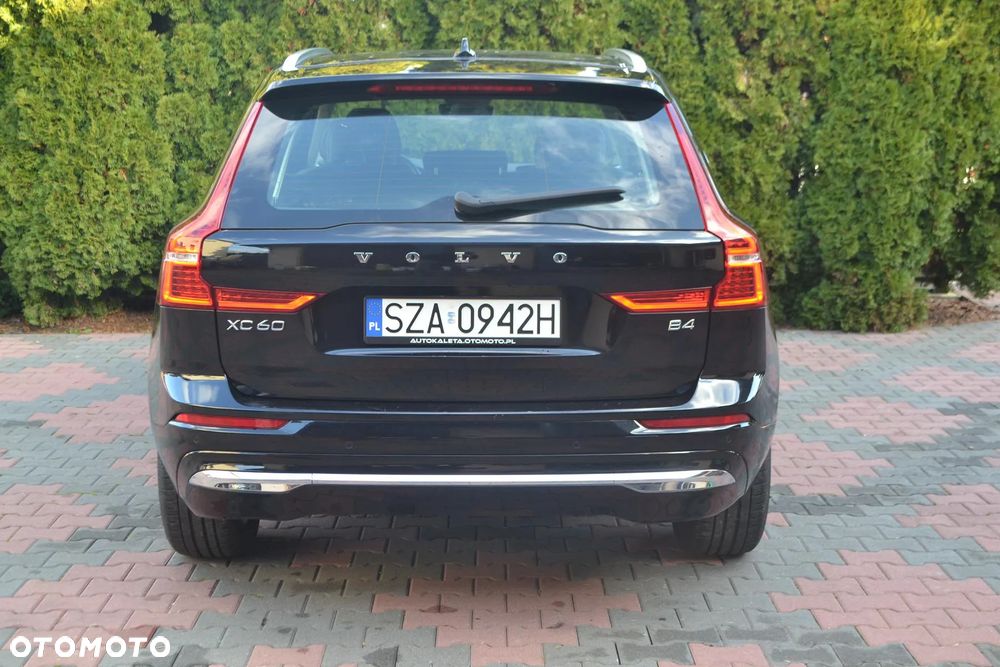 Volvo XC 60 B4 D Plus Bright - 13