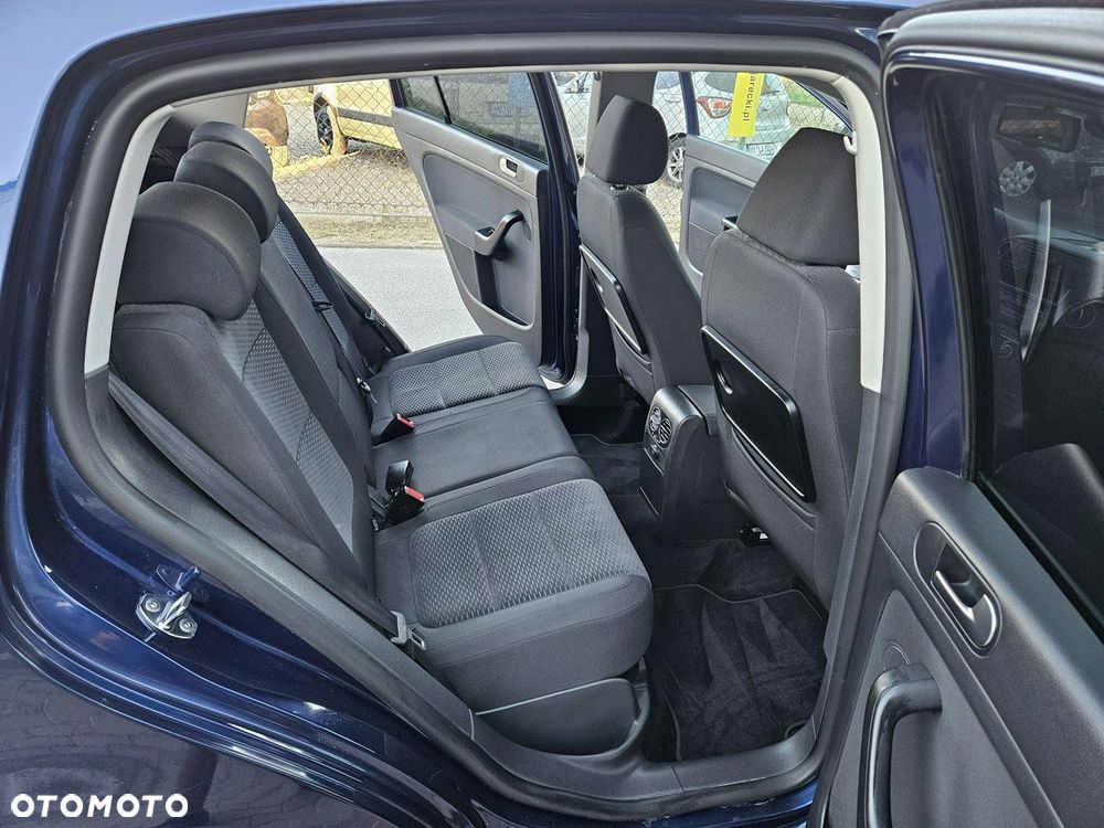 Volkswagen Golf Plus - 11