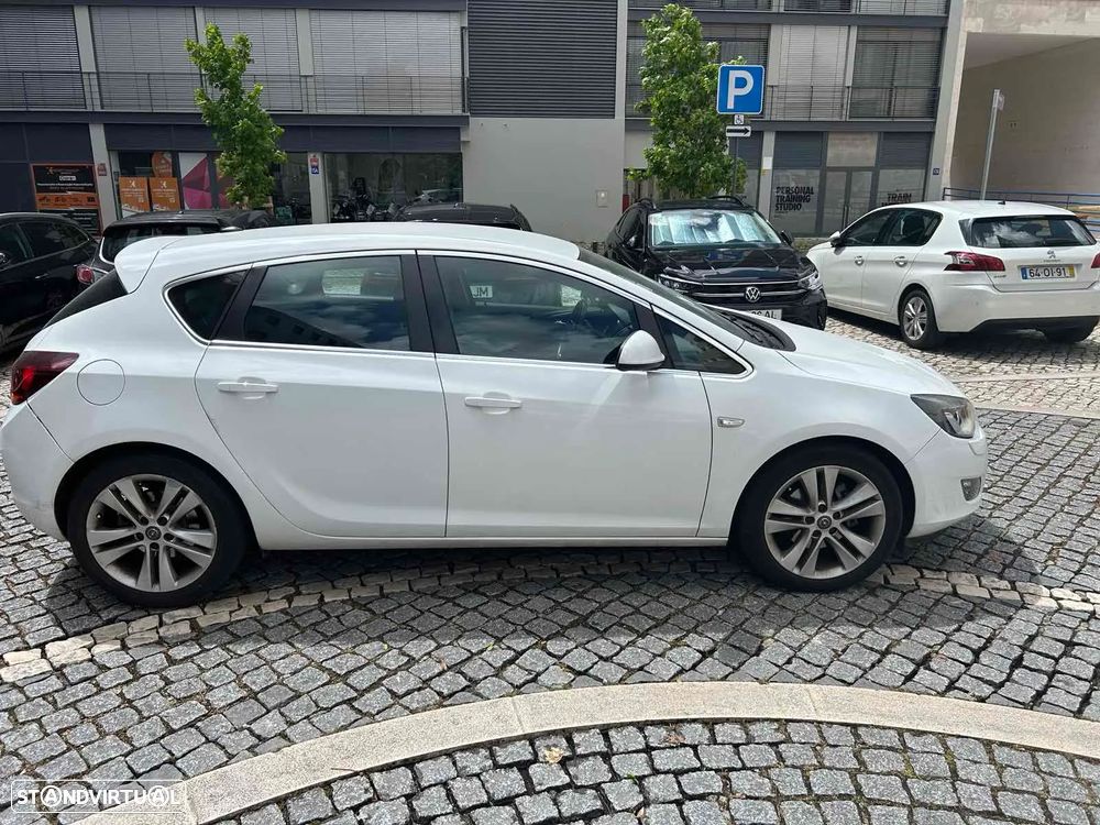 Opel Astra 1.7 CDTI Cosmo - 6
