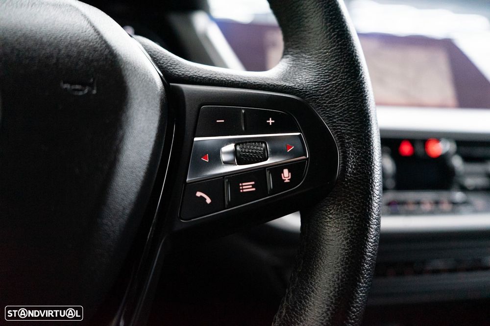 BMW 116 d Aut. Sport Line - 39