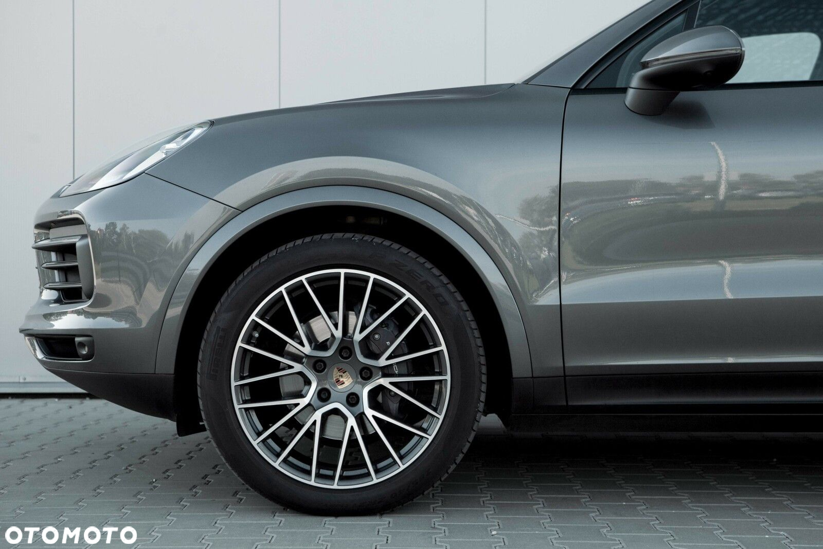 Porsche Cayenne - 10