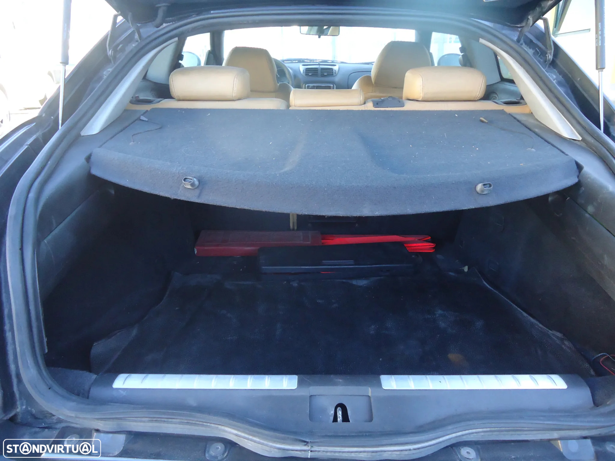 Alfa Romeo GT 1.9 JTD M-JET - 10