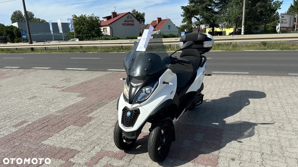 Piaggio MP-3 - 5