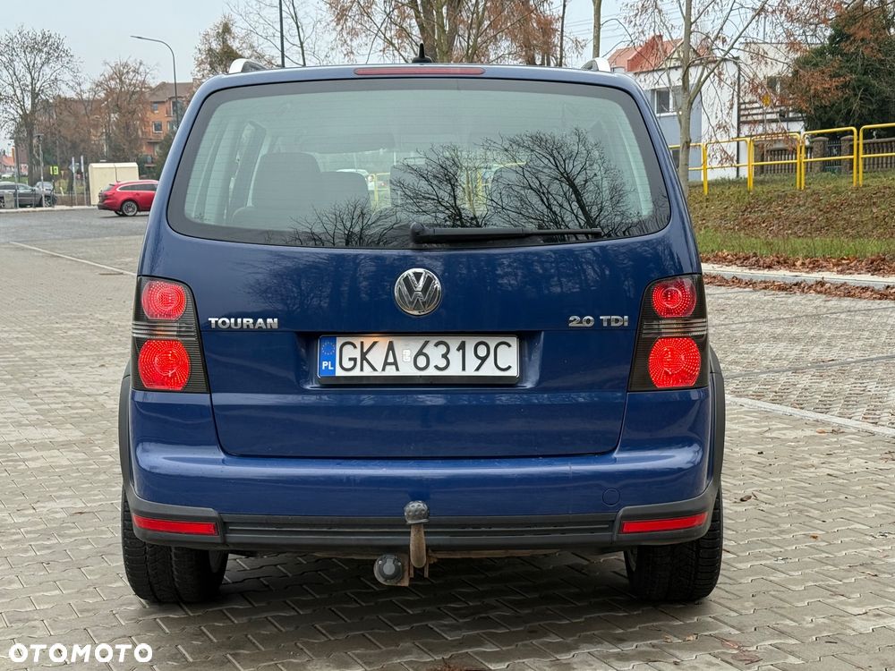 Volkswagen Touran 2.0 TDI DPF DSG Freestyle - 12