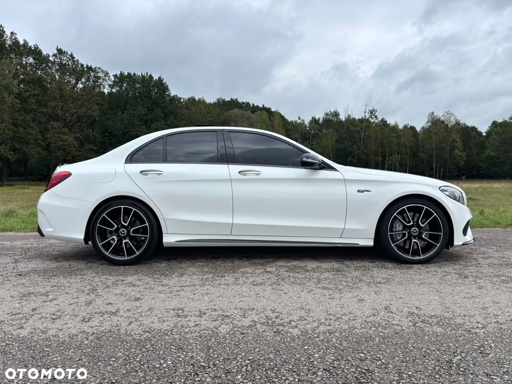 Mercedes-Benz Klasa C AMG 43 4Matic 9G-TRONIC - 5