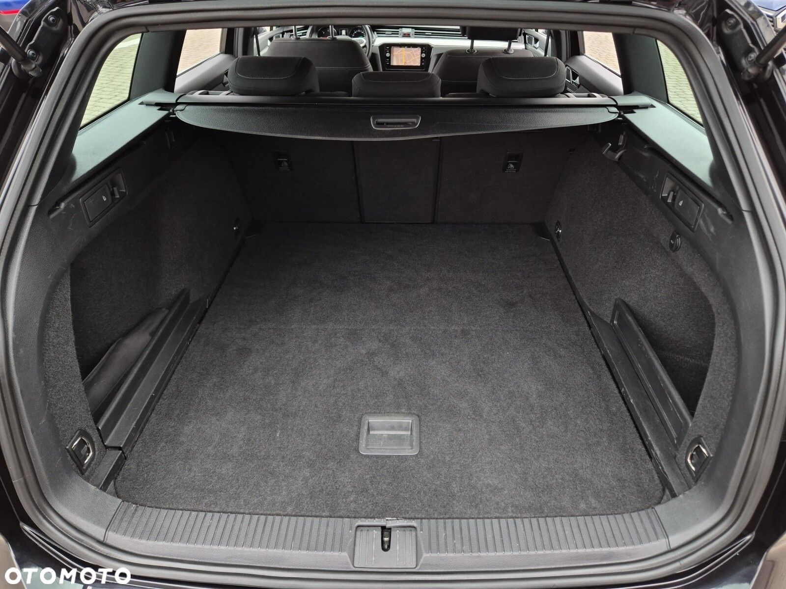 Volkswagen Passat 2.0 TDI Business DSG - 31