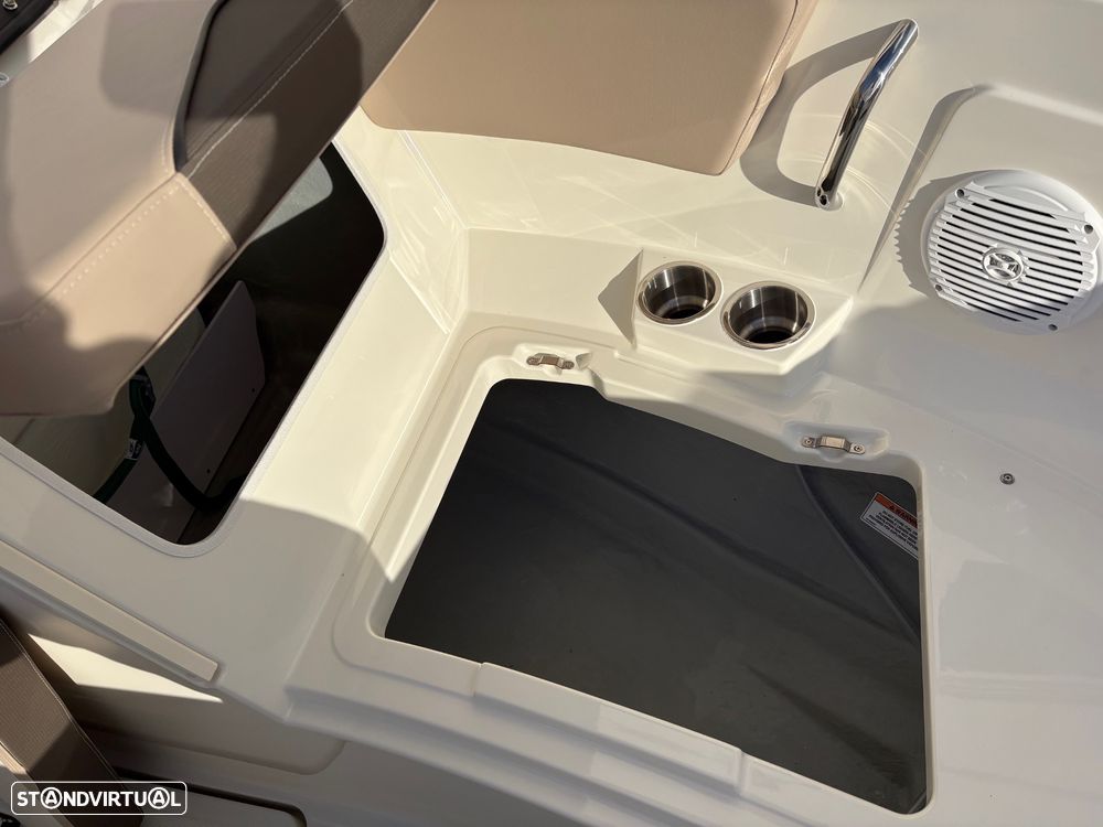 Bayliner V20 OB - 26