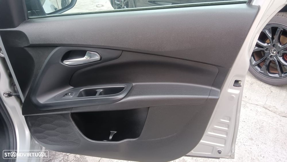 Fiat Tipo 1.3 M-Jet Pop - 9