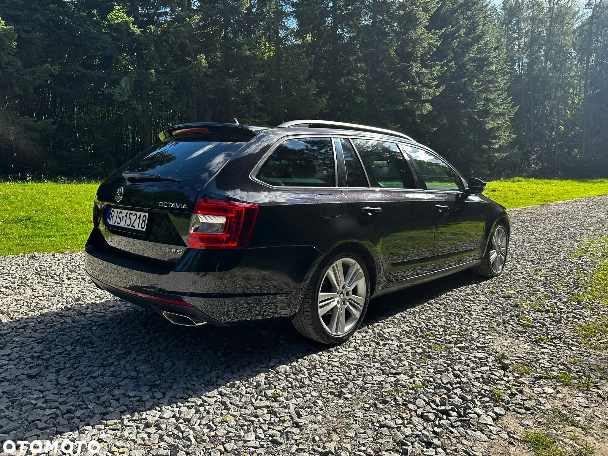Skoda Octavia Combi 2.0 TDI RS - 5