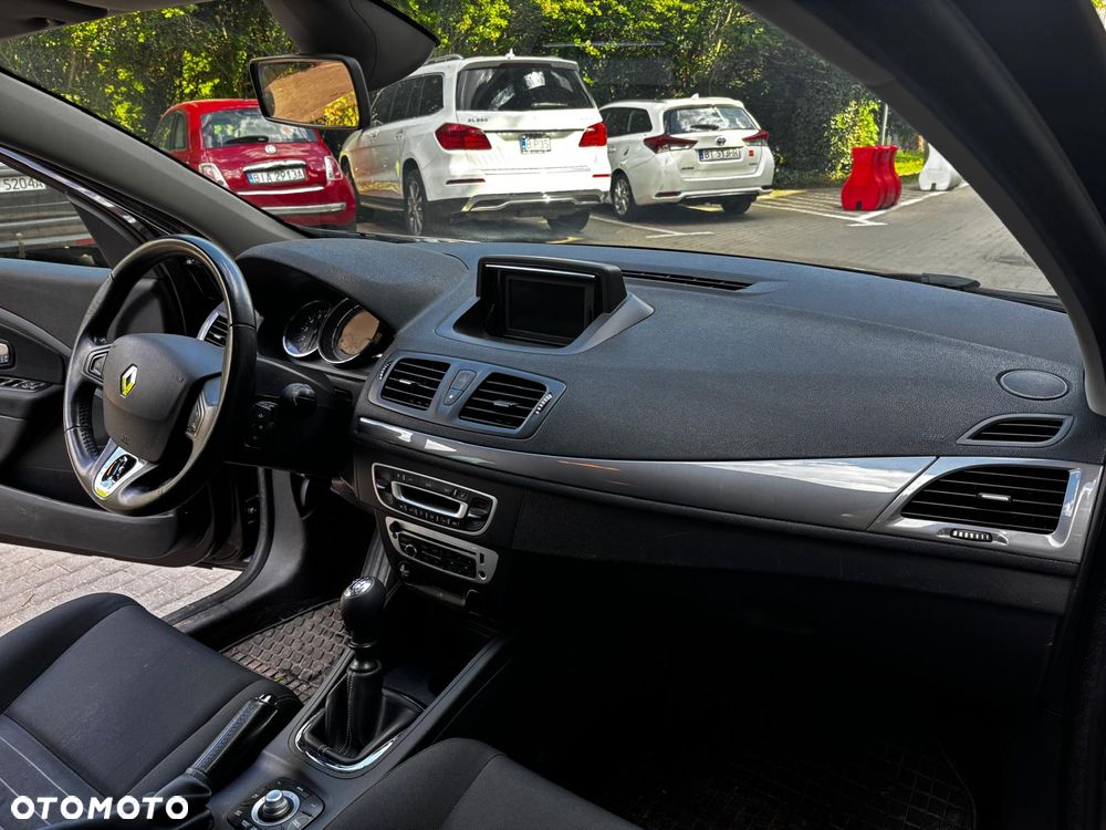 Renault Megane ENERGY TCe 130 Start & Stop LIMITED - 9