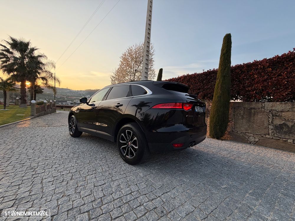 Jaguar F-Pace 20d R-Sport - 16
