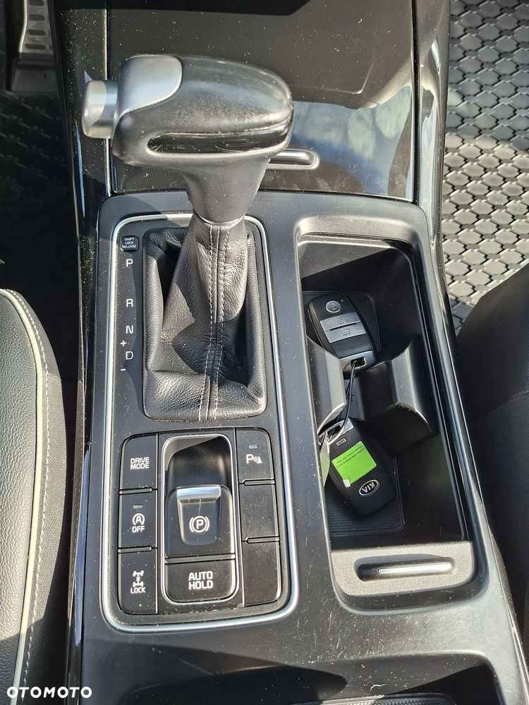 Kia Sorento 2.0 CRDI GT Line - 27