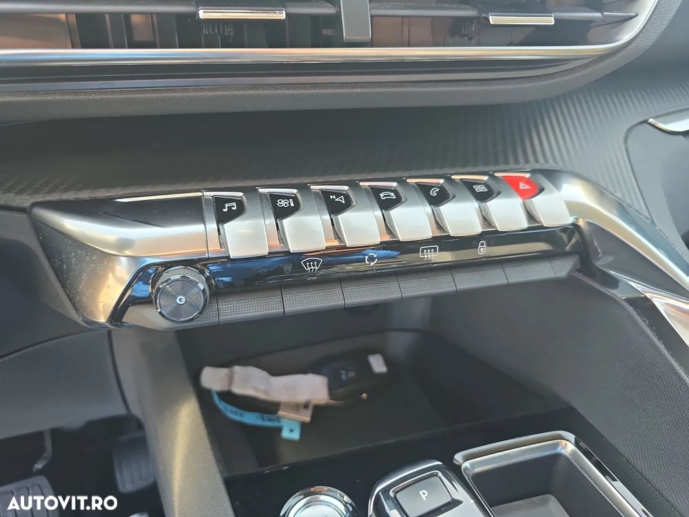 Peugeot 3008 BlueHDi 130 Stop & Start EAT8 Active - 15