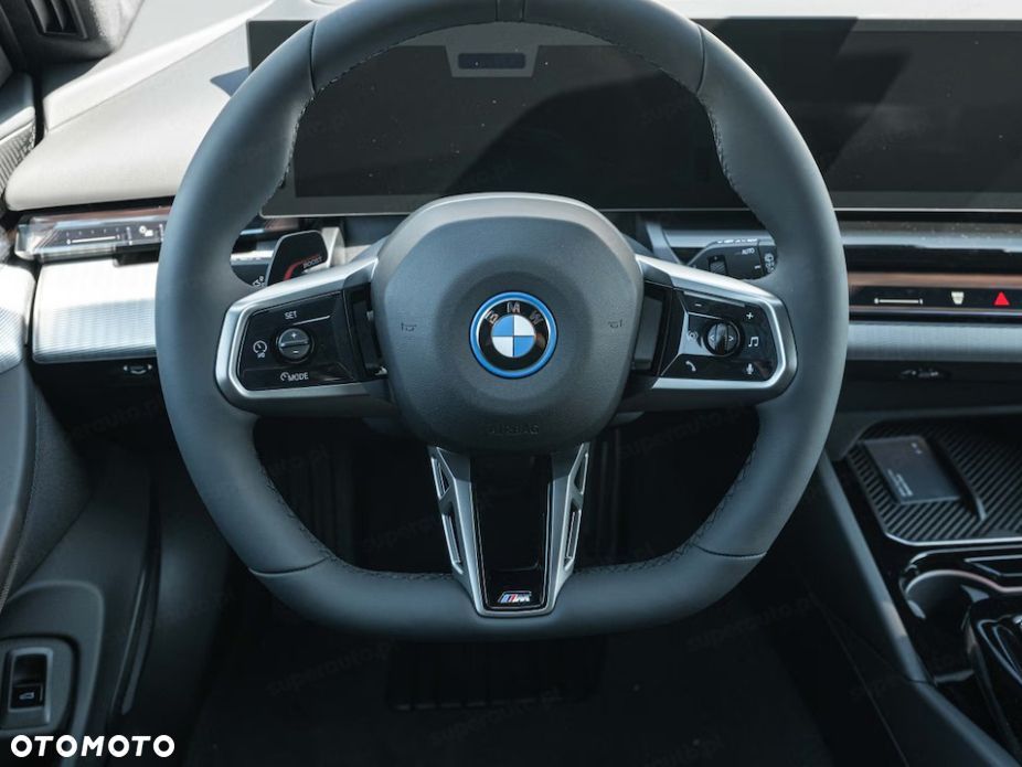 BMW i5 83.9kWh eDrive40 M Sport - 12