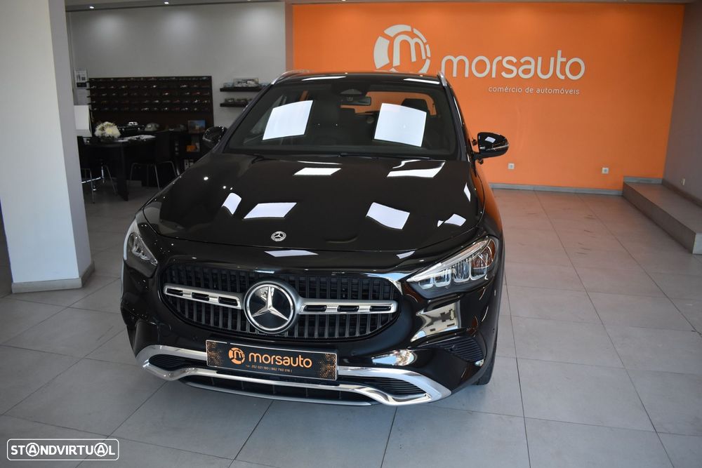 Mercedes-Benz GLA 250 - 4