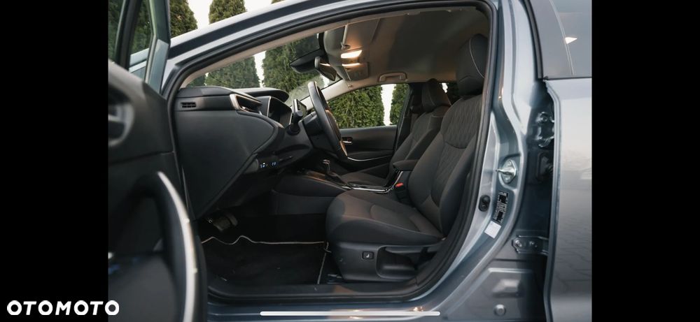 Toyota Corolla 1.8 Hybrid Comfort - 15