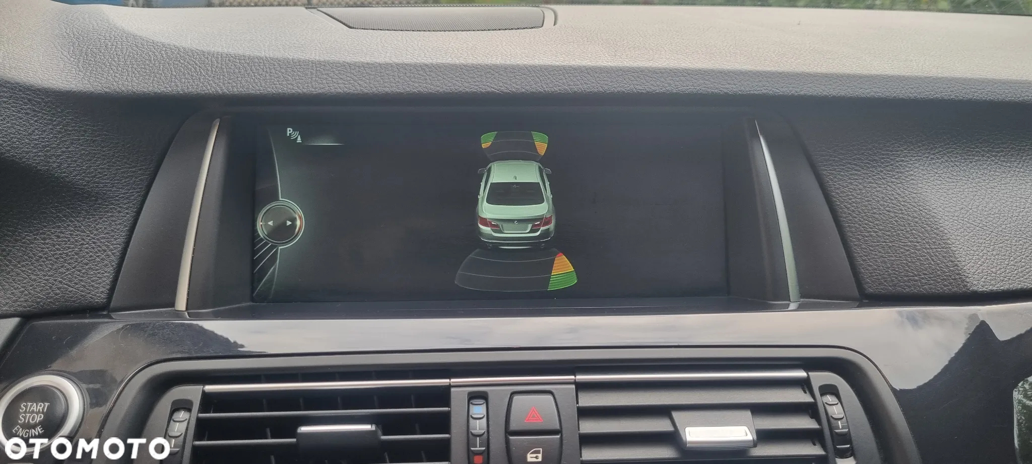 BMW Seria 5 530d xDrive Modern Line - 33