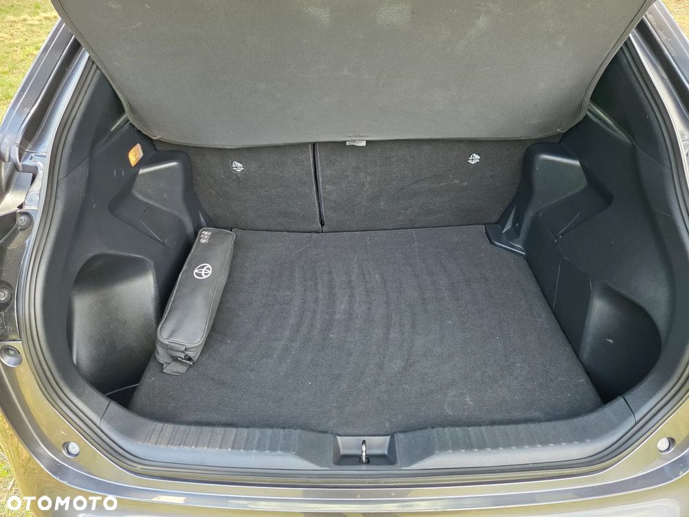 Toyota Yaris Cross Hybrid 1.5 Premiere Edition - 9