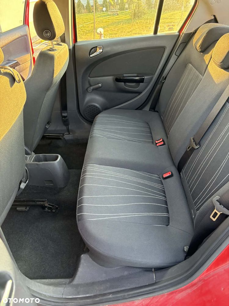 Opel Corsa 1.2 16V Enjoy - 10