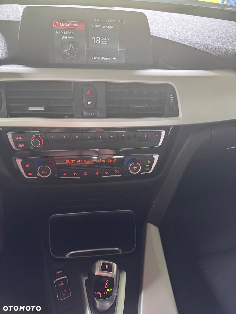BMW Seria 3 318d Edition M Sport Shadow - 8