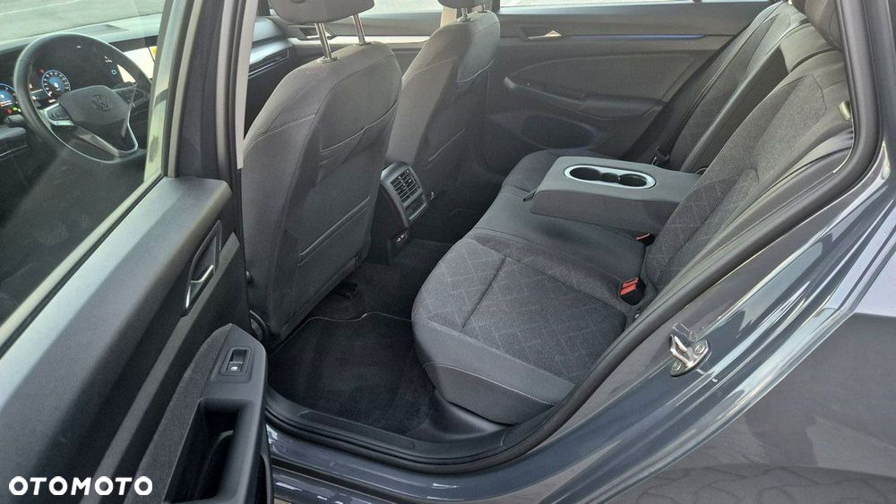 Volkswagen Golf - 12