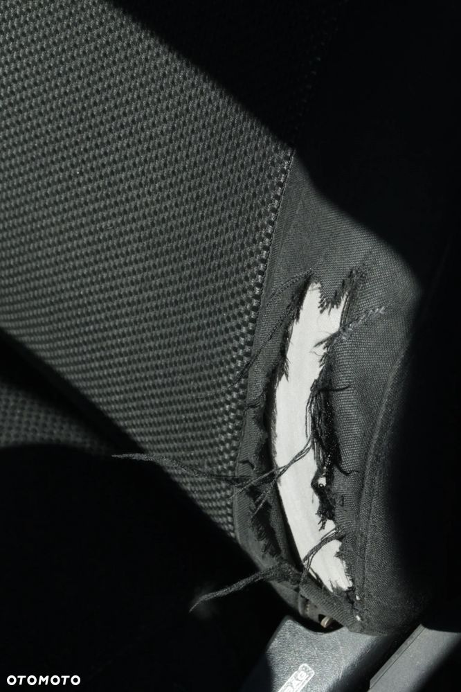 Toyota Avensis 2.0 D-4D Sol - 30