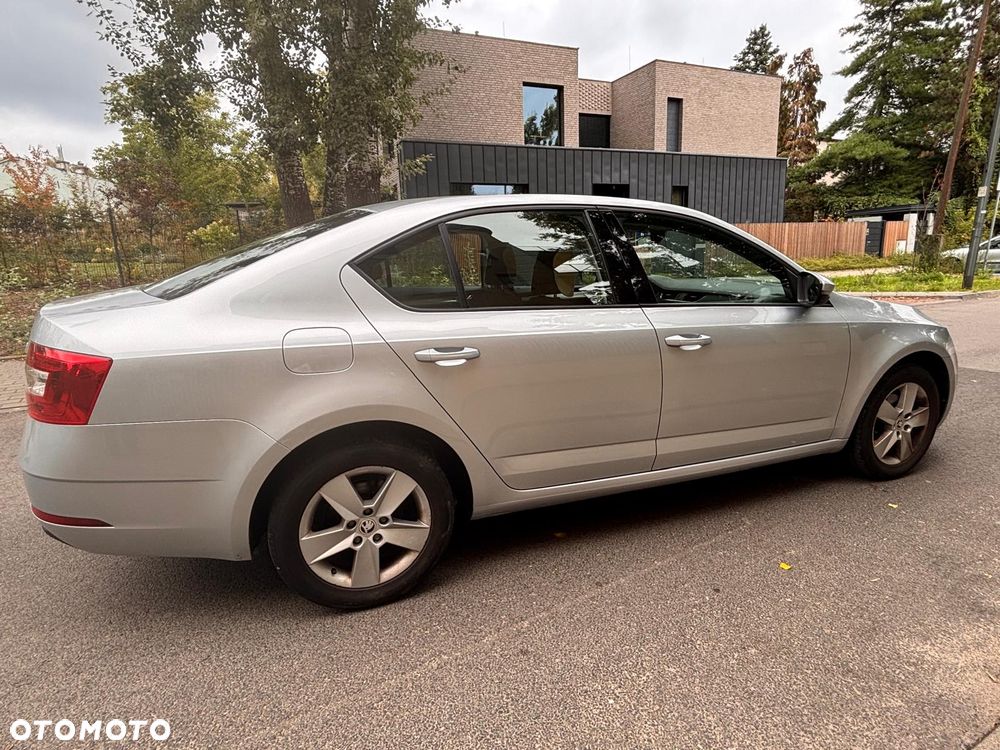 Skoda Octavia - 8