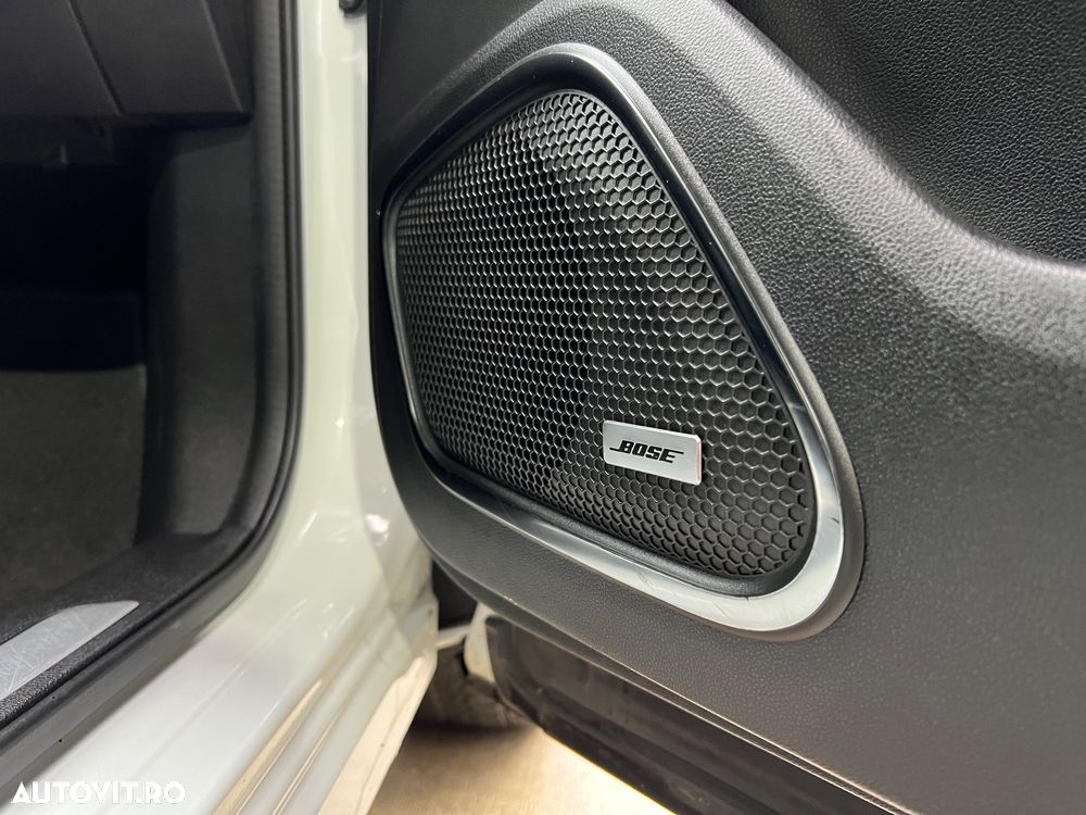 Renault Kadjar Energy dCi 130 4x4 Bose Edition - 16