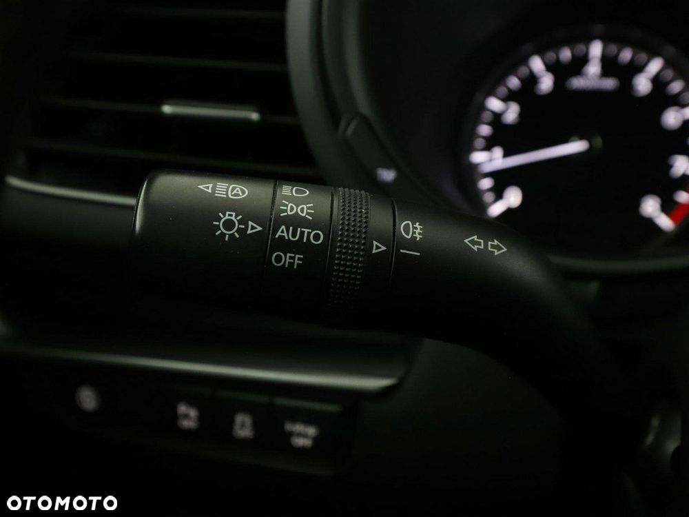 Mazda 3 SKYACTIV-G 2.0 M-Hybrid DRIVE - 34