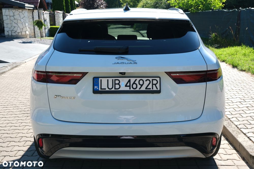 Jaguar F-Pace P250 AWD SE - 5