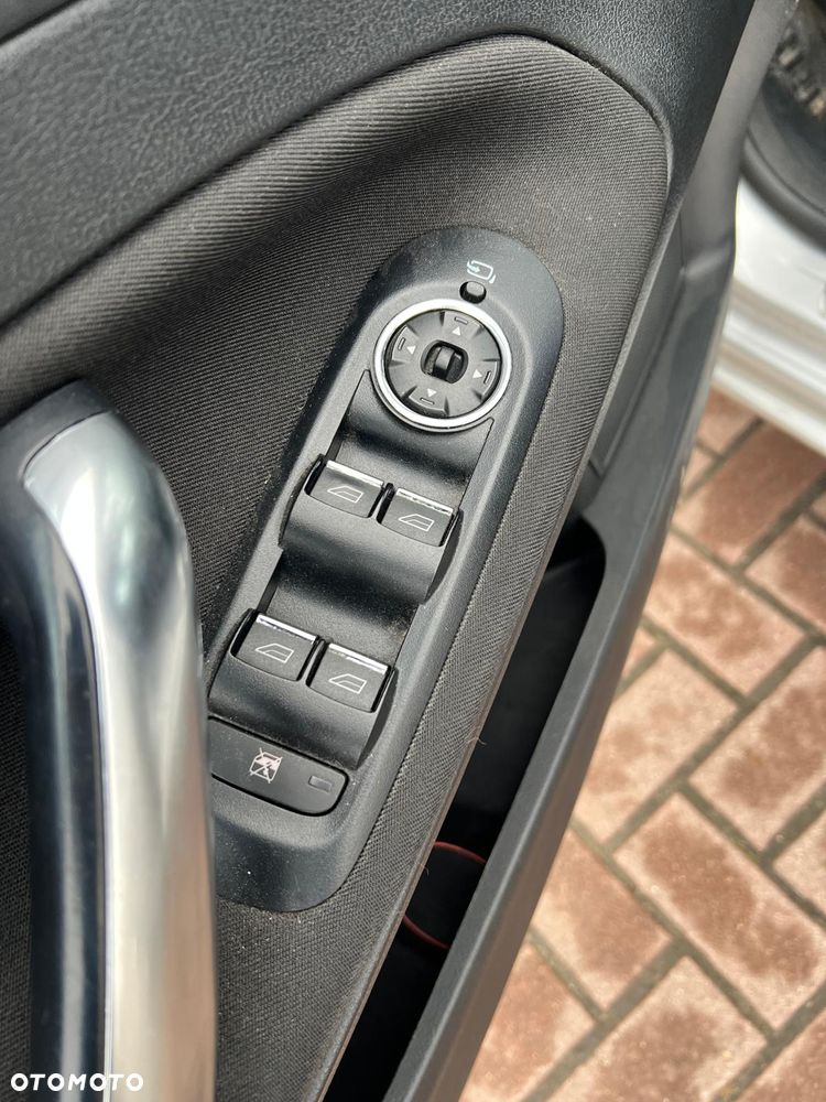 Ford Mondeo 1.8 TDCi Titanium - 11