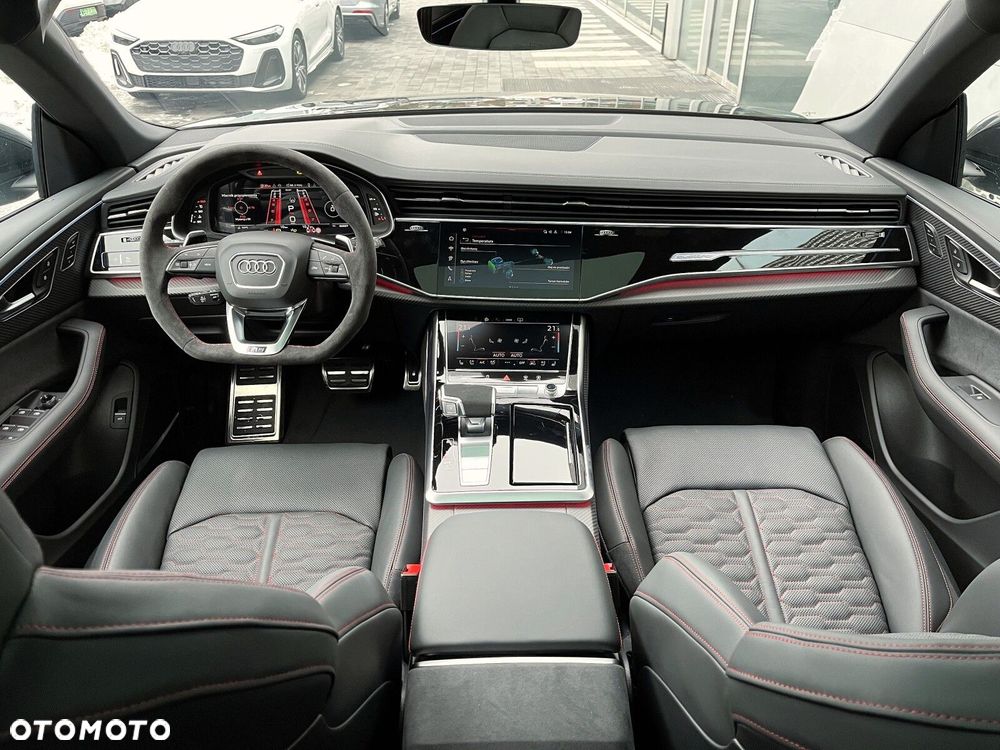 Audi RS Q8 - 6