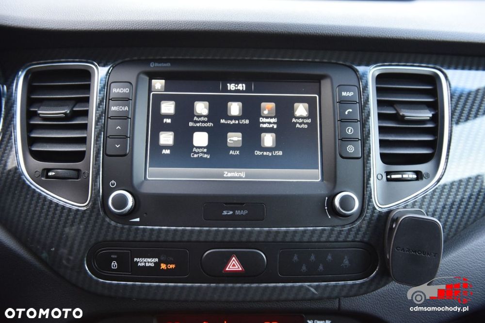 Kia Carens - 30