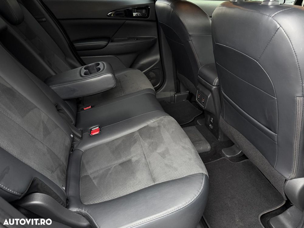 Mitsubishi Eclipse-Cross PHEV Intense+ - 12